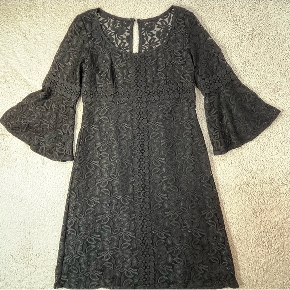 MARINA Dresses & Skirts - Marina Whimsigoth Lace Overlay Dress w/ Bell Sleeves Size 8